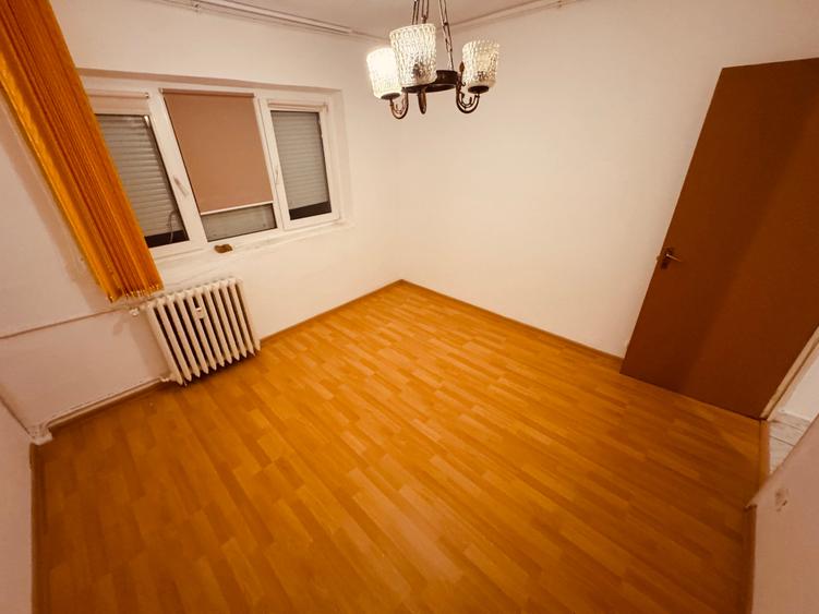 Rahova-Sos. Salaj, Apartament 3 Camere Confort 1, Decomandat. Bloc Reabilitat - 7