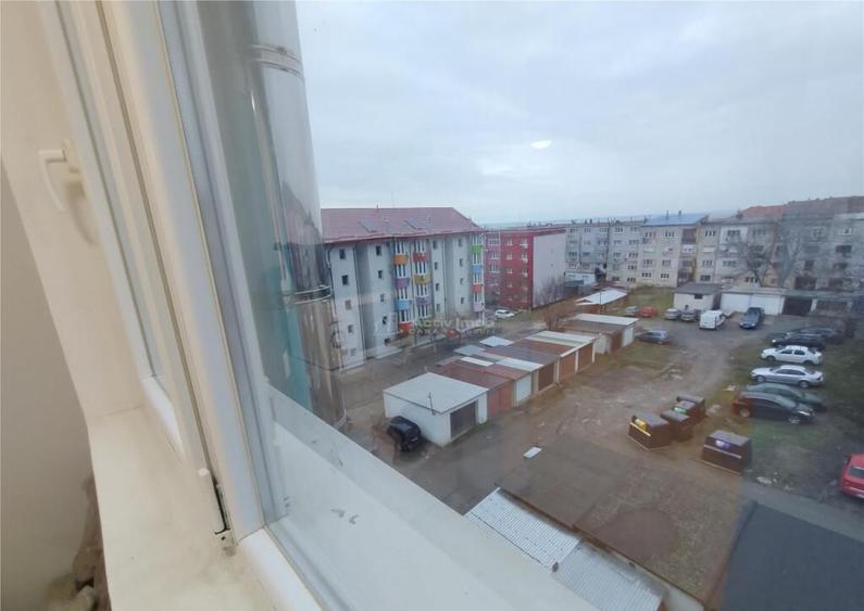 Oravita, Apt.2 Cam, la Cheie, Decomandat, ZERO COMISION - 8