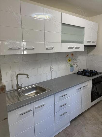 Inchiriez apartament 2 camere - 3