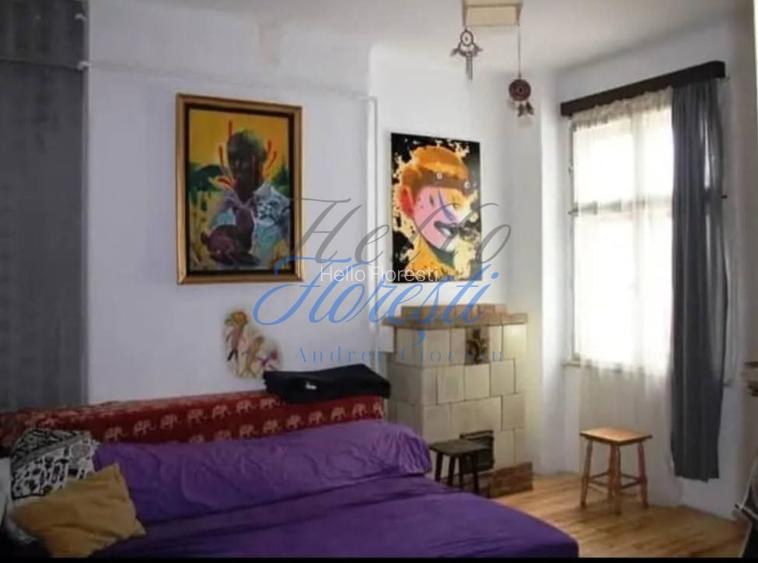 Apartament cu 3 camere, in zona Centrala Apartament cu 3 camere, in zona Centrala