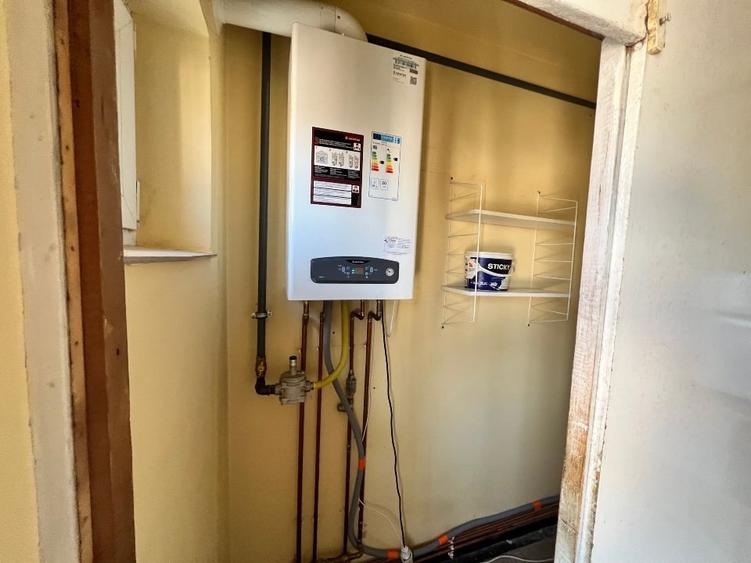 Punctele cardinale /Medicină 1 cameră - 5