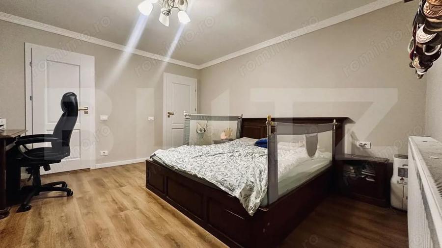 Casa Oncea, teren 1988mp, 4 dormitoare, mobilata ?i utilata, 3 garaje - 6