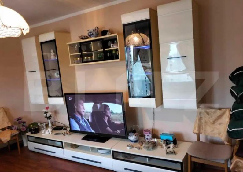 Apartament 2 camere, zona Micro14 , cu acoperi? ?i balcon - 5