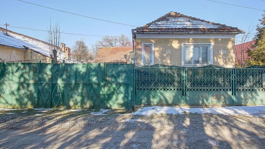 Teren de Vis în Tărlungeni cu Căsuță din Lemn – Liniștea Te Așteaptă - 1