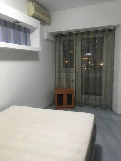 Apartament de inchiriat - 3 camere- Pta. Unirii - 5
