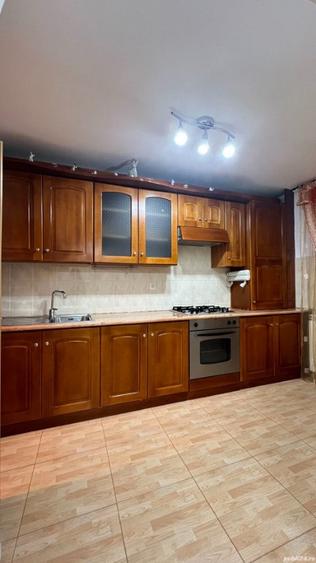 Apartament cu 3 camere de inchiriat Floresti - 5