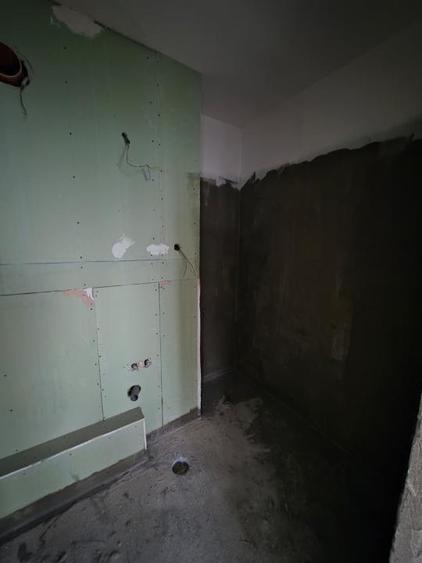 Apartament 3 camere, etaj intermediar, zona FSEGA - 9