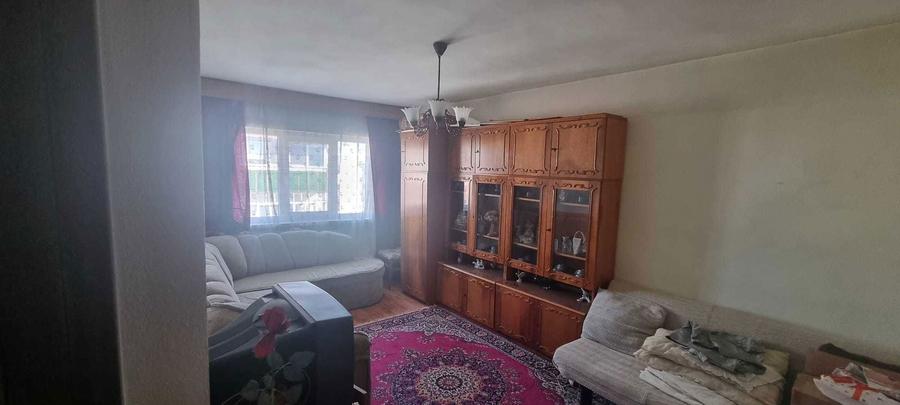 Apartament 2 camere-Stei - 2 balcoane - 8