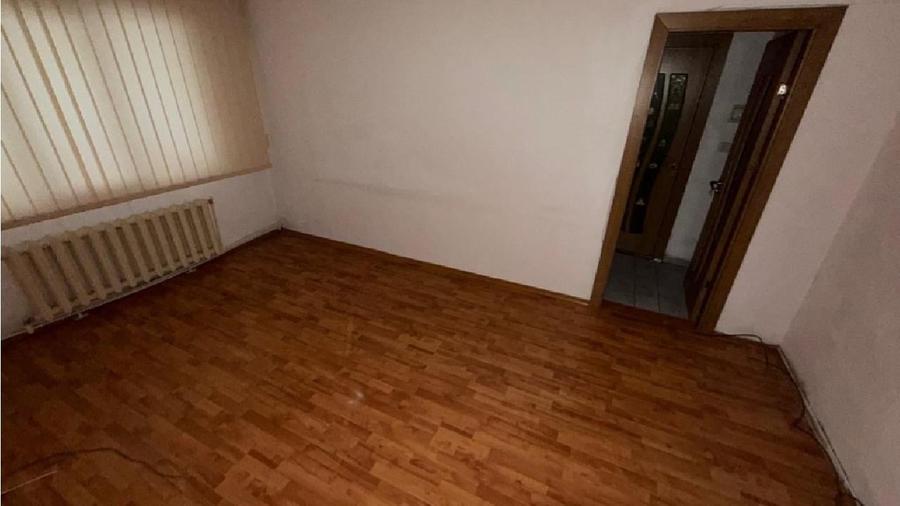 Apartament cu 2 camere semidecomandat în Narcisa