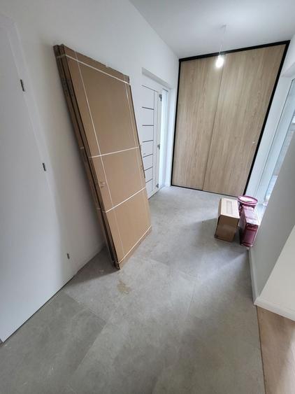 Comision 0%. Langa Iulius Mall. Zid despartitor dublu. Finisaje premium - 12