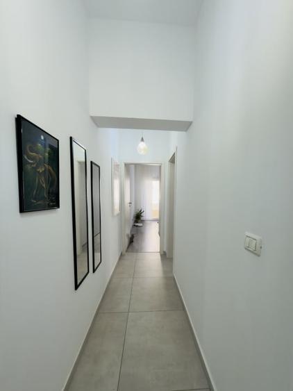 Apartament 3 camere, decomandat, etajul 1, 2 locuri de parcare in Giroc - 12