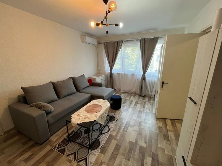 Apartament cu 2 camere, zona Alexandru cel Bun - 1