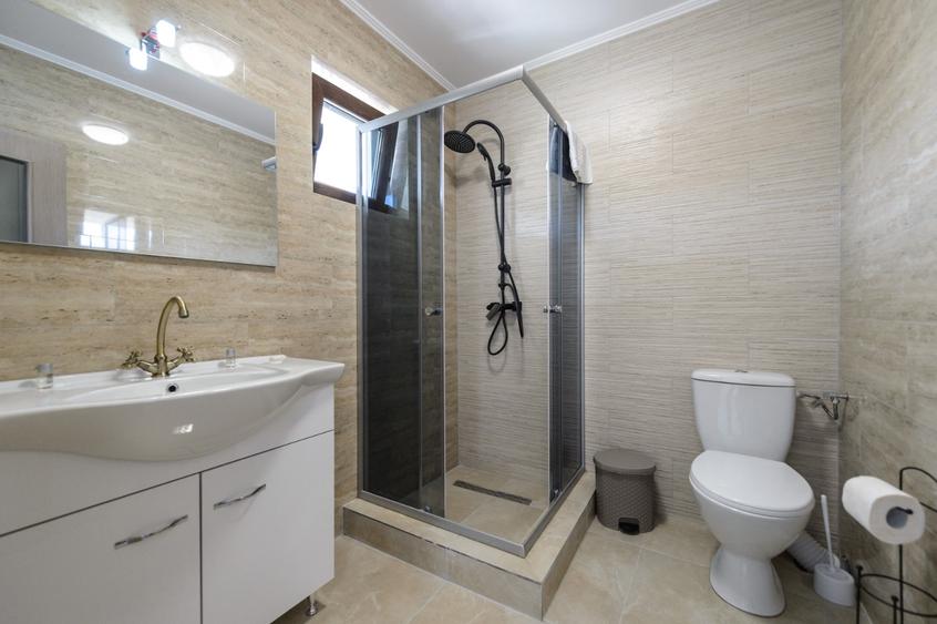 Eforie Nord, pensiune de lux, D+P+2, 15 camere - 10