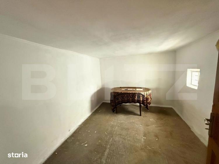 Refugiu la tara: casa traditionala , teren generos, si intimitate Cos - 7