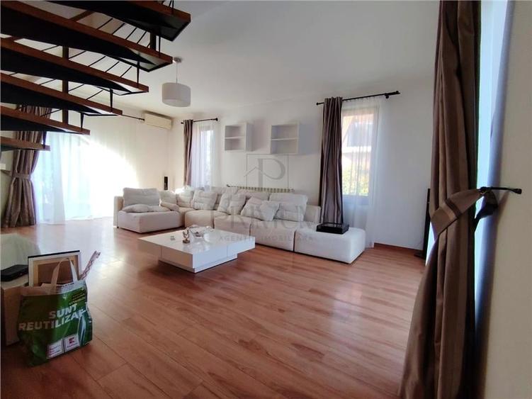 Casa individuala - 6 camere - locatie excelenta - 220 mp utili - garaj - 5