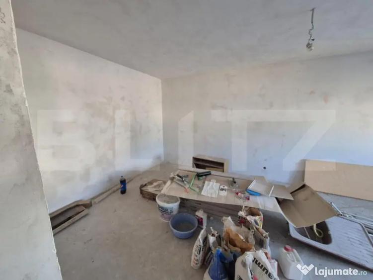 Garsoniera spa?ioasa de vanzare, etaj 2/4, zona central - 5