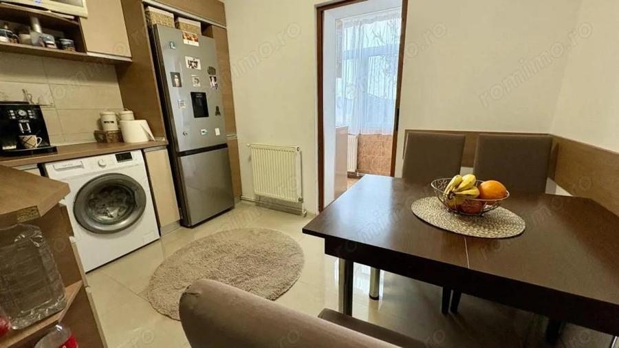 Apartament renovat - Mioveni, zona pie?ei, etaj 1, mobilat - 11