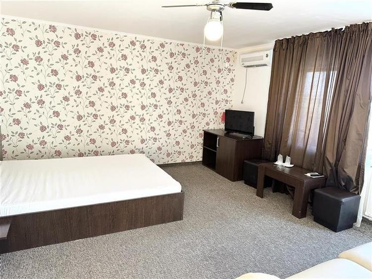 Pensiune 23 de camere zona Mamaia Nord - 11