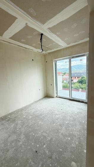 BLOC NOU in constructie zona Pompieri 1300E/mp construit+ TVA 21% - 21