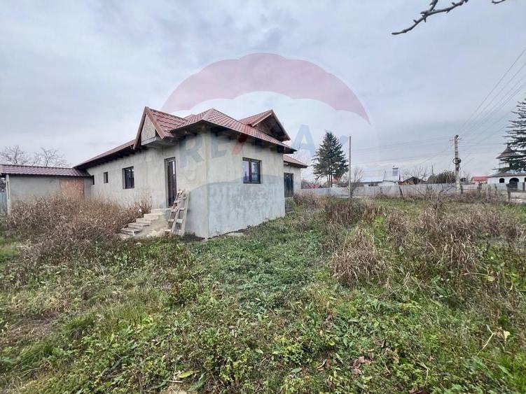 Casa 4 camere Rachitosu - 2