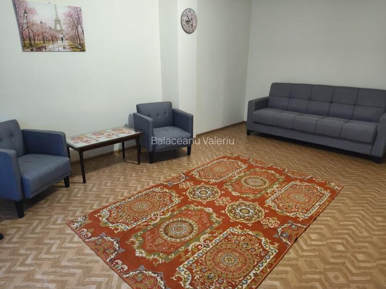 Proprietar Închiriez apartament 3 camere vizavi de plaja modern