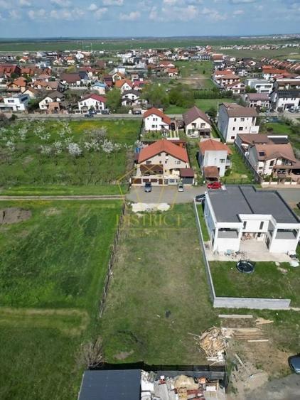 Teren de 707mp cu 2 fronturi stradale |  zona centrala  | Dumbravita - 2