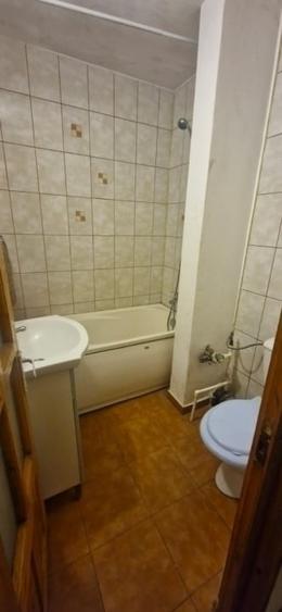 4 Camere Decomandat 84mp zona Nicolina 1 LIDL Prima Statie - 4