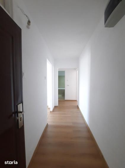 Apartament cu 2 camere decomandat în Vasile Aaron