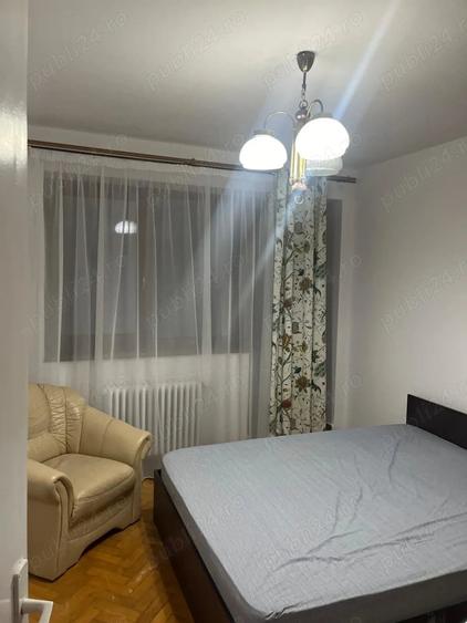 Apartament cu 3 camere decomandat în Central