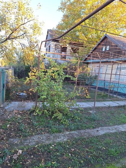 Casă cu 3 camere în Lipia