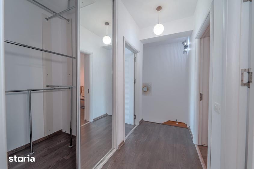 Casă cu 4 camere cu Teren 250 Mp în Palazu Mare