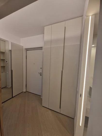 Garsonieră decomandată, mobilată în Pipera