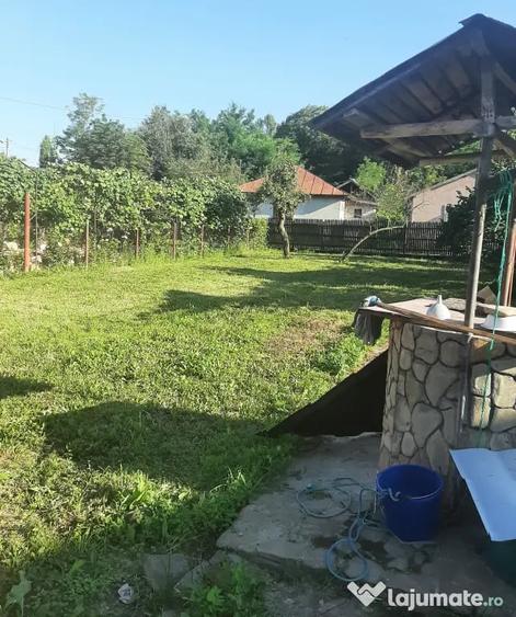 Casă cu 3 camere în Vărbila