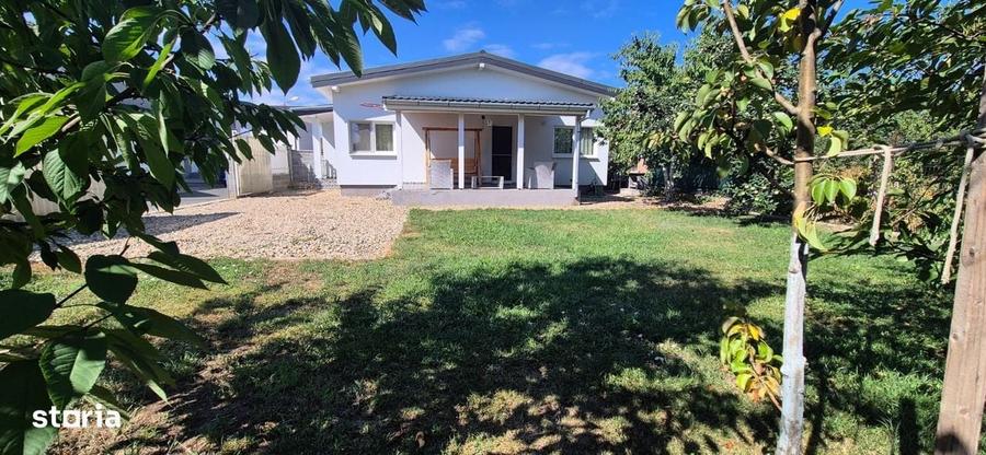Casă cu 3 camere cu Teren 350 Mp în Giroc