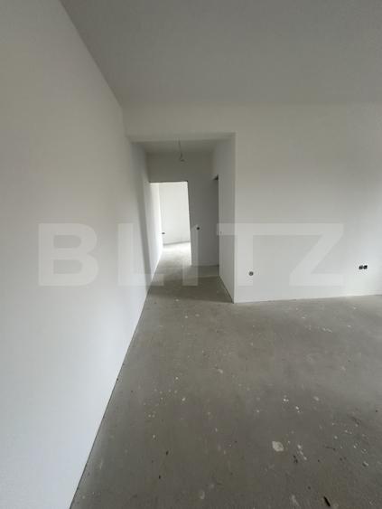 Apartament cu 3 camere semidecomandat în Aurel Vlaicu
