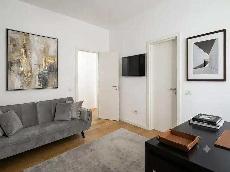 Apartament cu 3 camere decomandat, mobilat în Iancu Nicolae