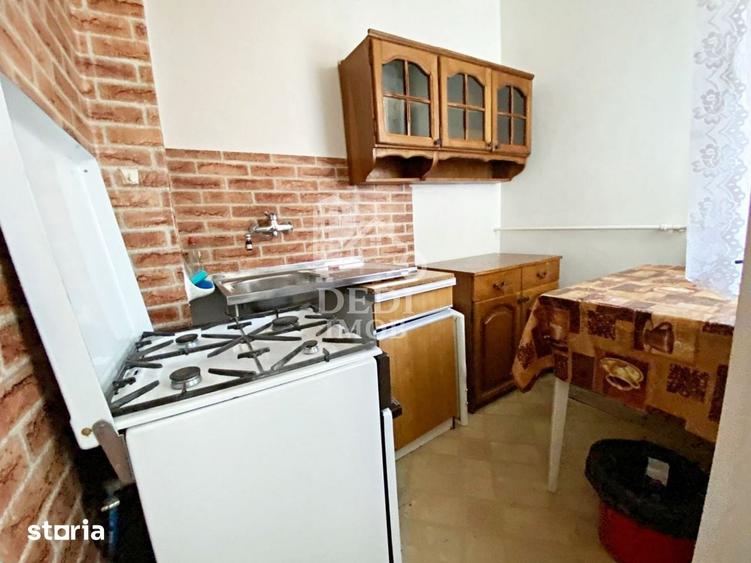 Apartament cu 3 camere decomandat în Nufărul