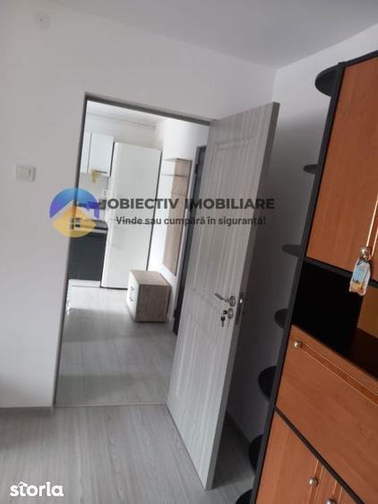 Garsonieră decomandată, mobilată în Precista
