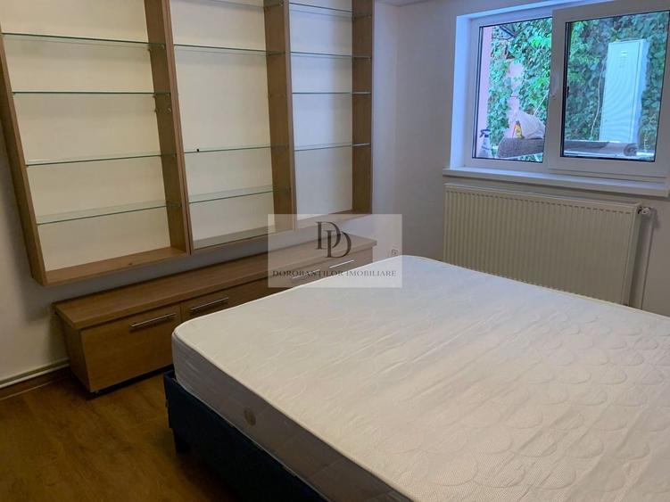 Apartament cu 3 camere semidecomandat, mobilat în Mănăștur