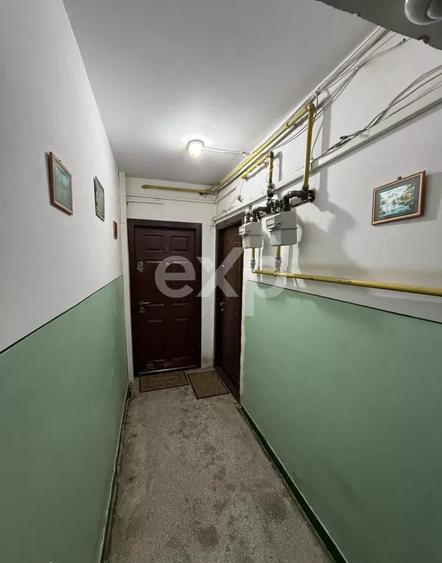 Apartament cu 2 camere decomandat, mobilat în Micro 6