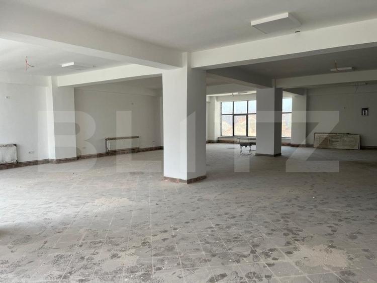 Spațiu comercial, de 630 mp, în Fabric