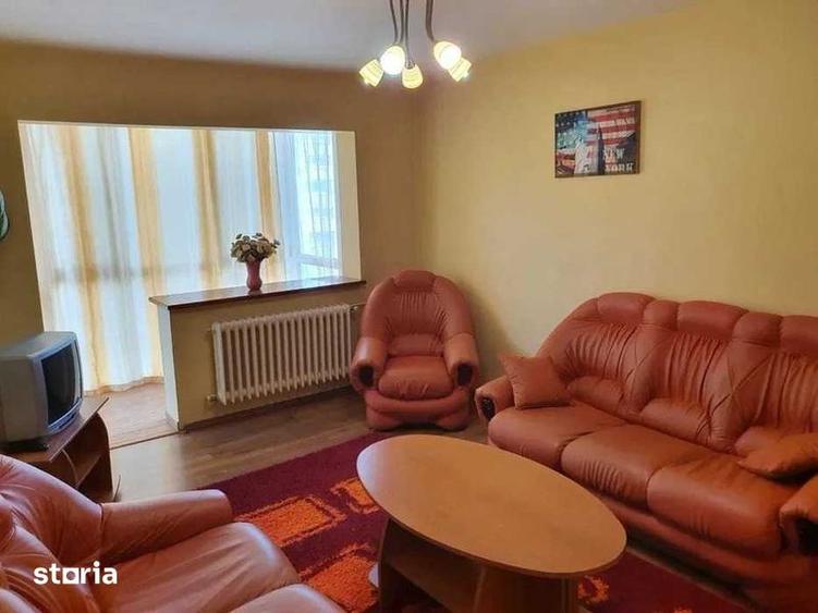 Apartament cu 3 camere semidecomandat în Dacia