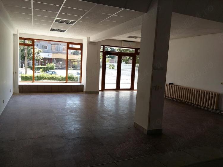 Spa?iu comercial Hunedoara de inchiriat M5 Dacia 37 vis a vis de Profi Super - 6