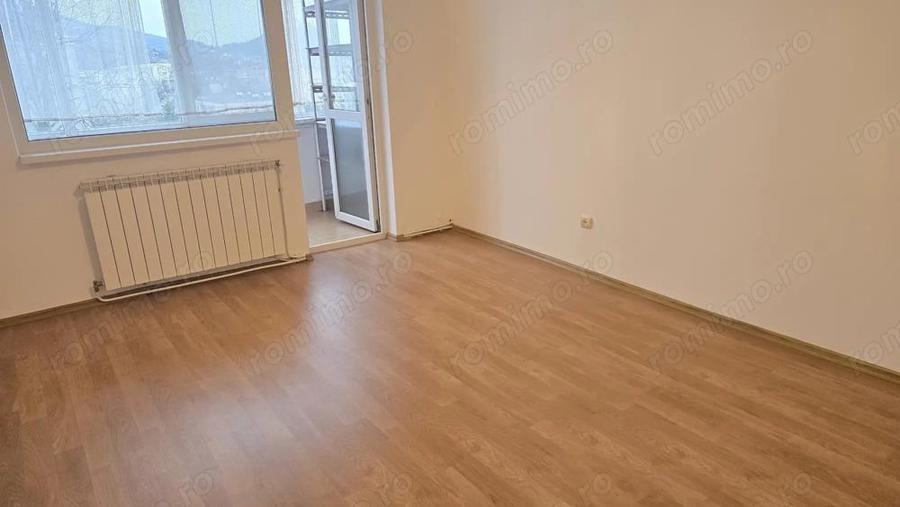 Vand apartament 3 camere cu intrari separate in Deva, zona Titu Maiorescu, suprafata utila 60 mp - 3