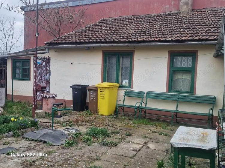 Vand casa din caramida la 5 minute de centrul Aradului - 1