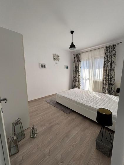 Casa moderna,3 camere, 2 bai, curte privata, 2 locuri parcare, zona Valea Adanca - 9