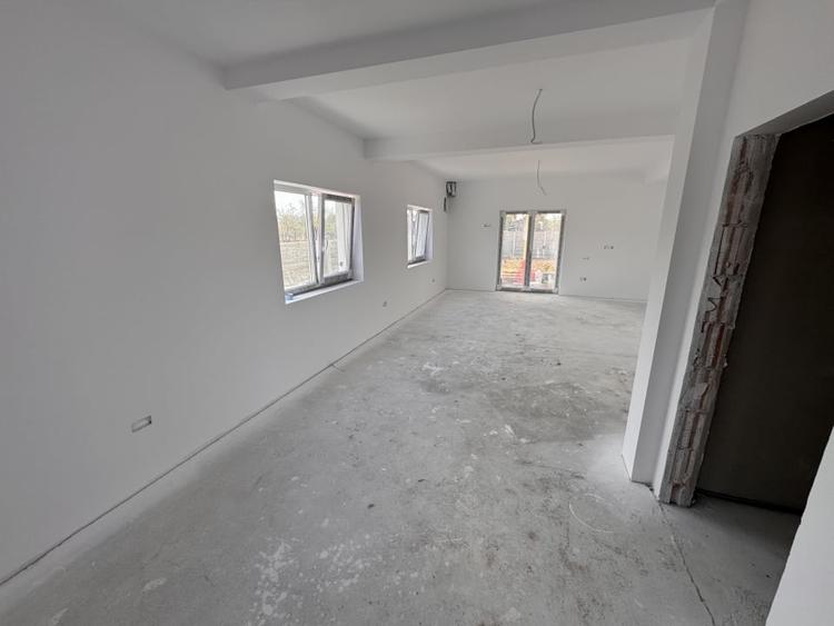 CASA INDIVUALA, 500MP TEREN, SUPRAFATA GENEROASA - 4