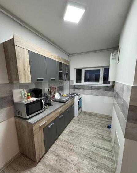 Apartament 2 camere decomandat, 46mp, zona Poli 2 - 4