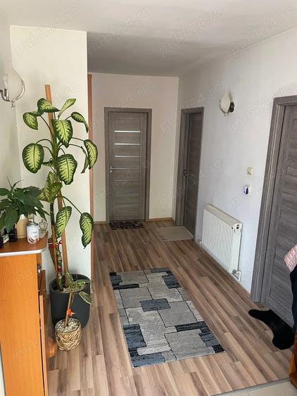 Casa de vanzare+spatiu comercial - 4