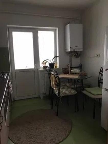 Apartament cu 2 camere, decomandat, zona Tudor - Iulius Mall - 7